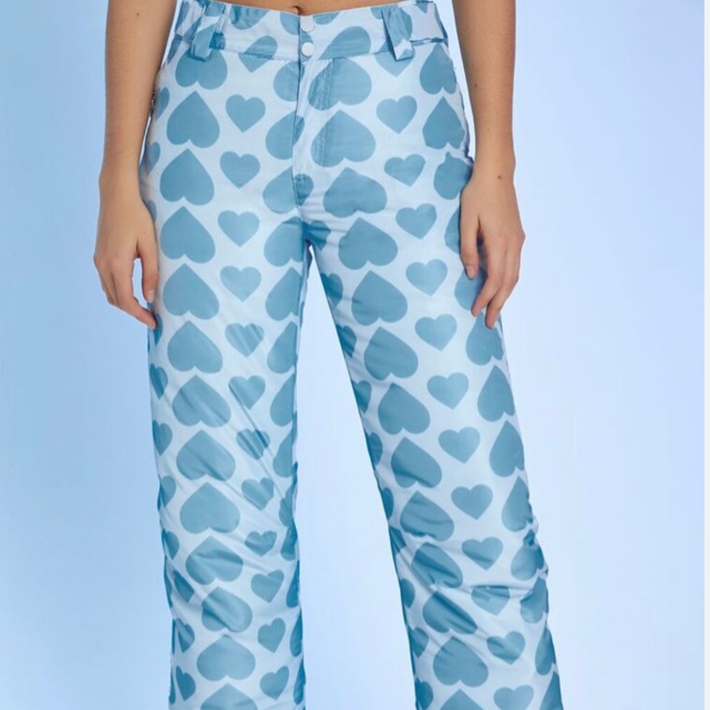 Forget 21 hello kitty blue angle collab snow pants